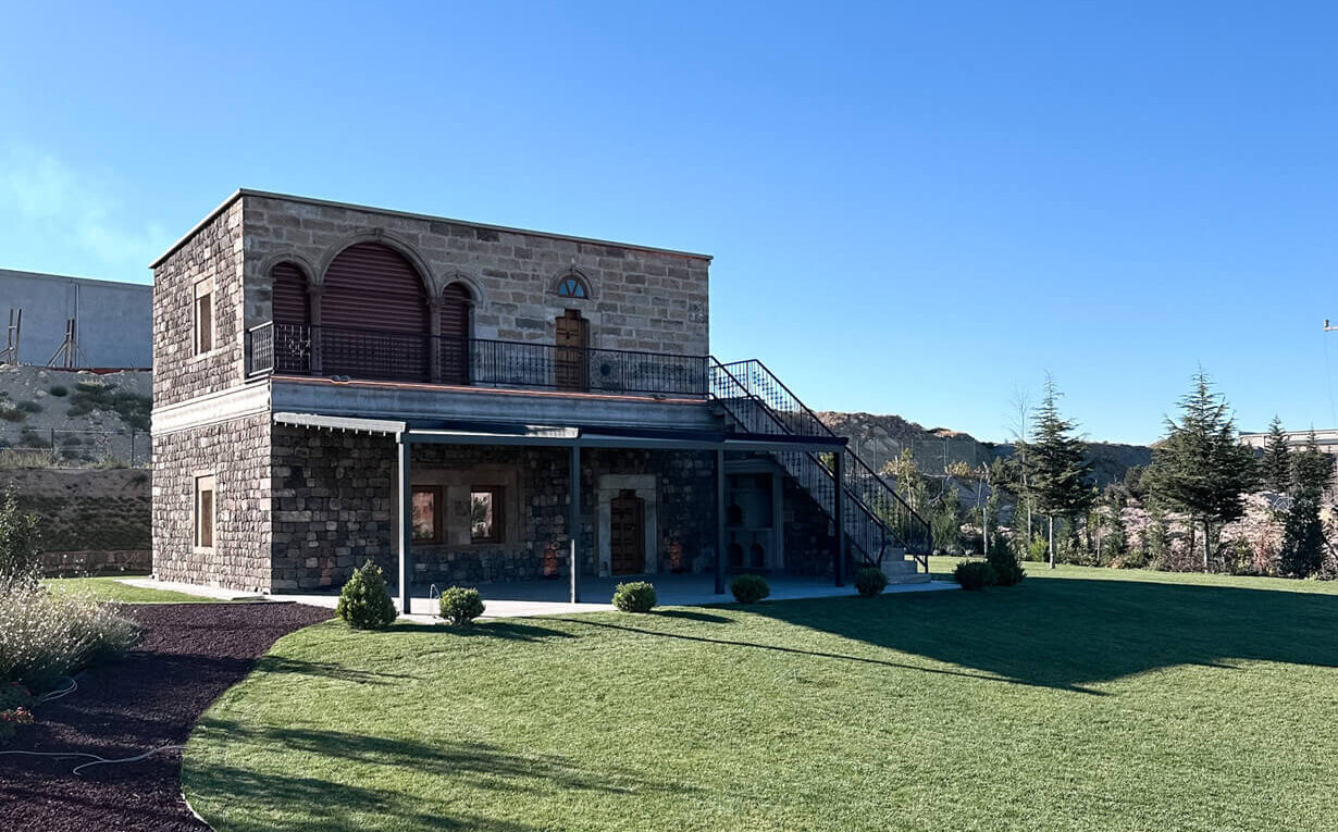 Betaş Stone House